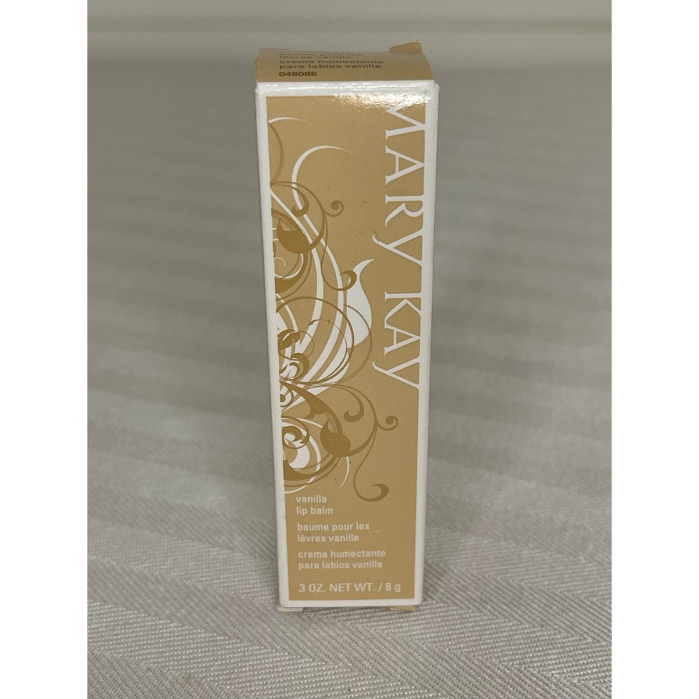 Mary Kay Vanilla Lip Balm .3 oz 8g Moisturizing Treatment New in Box 048086